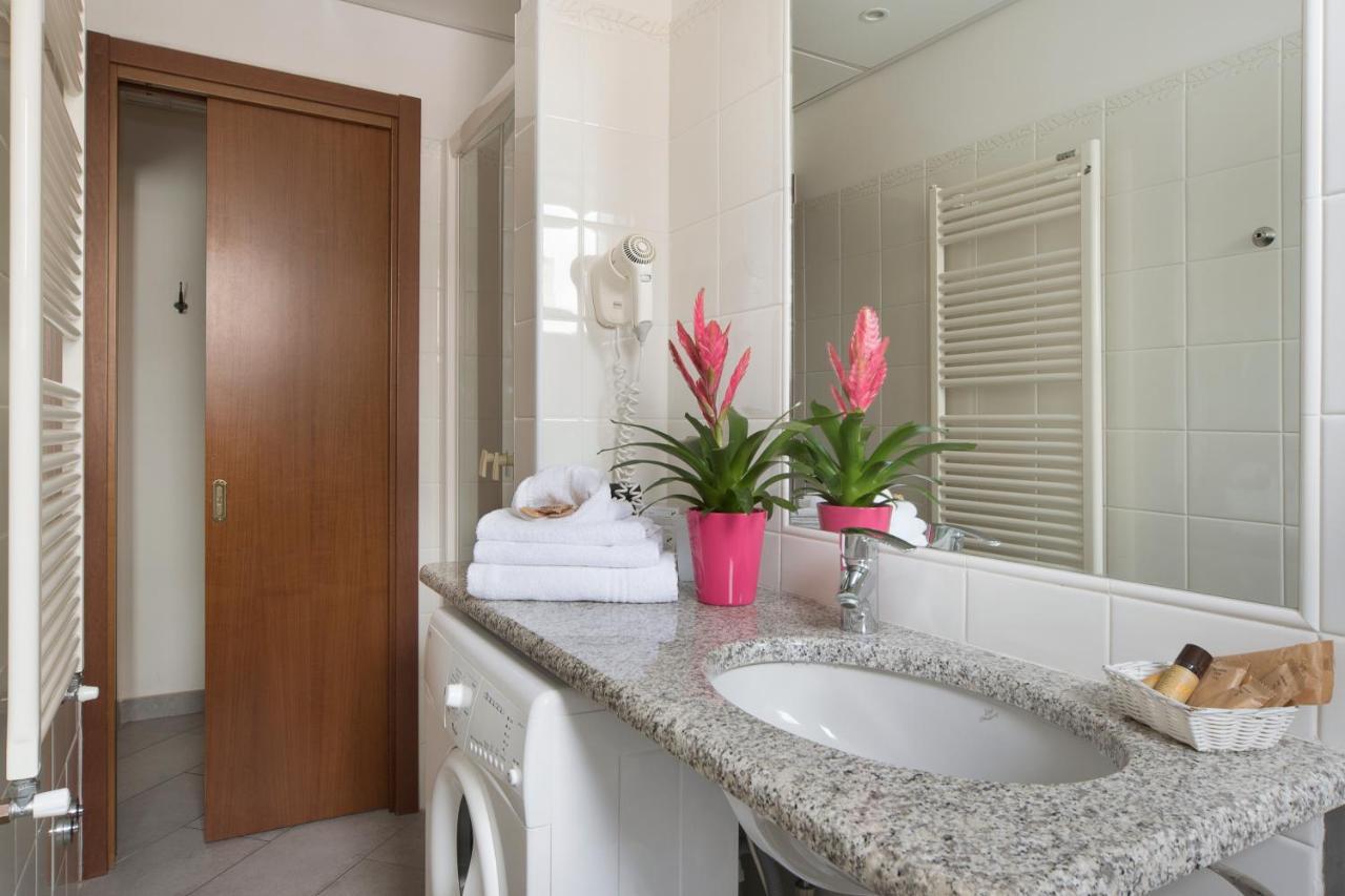 Hotel Residence Laigueglia Free Parking Εξωτερικό φωτογραφία