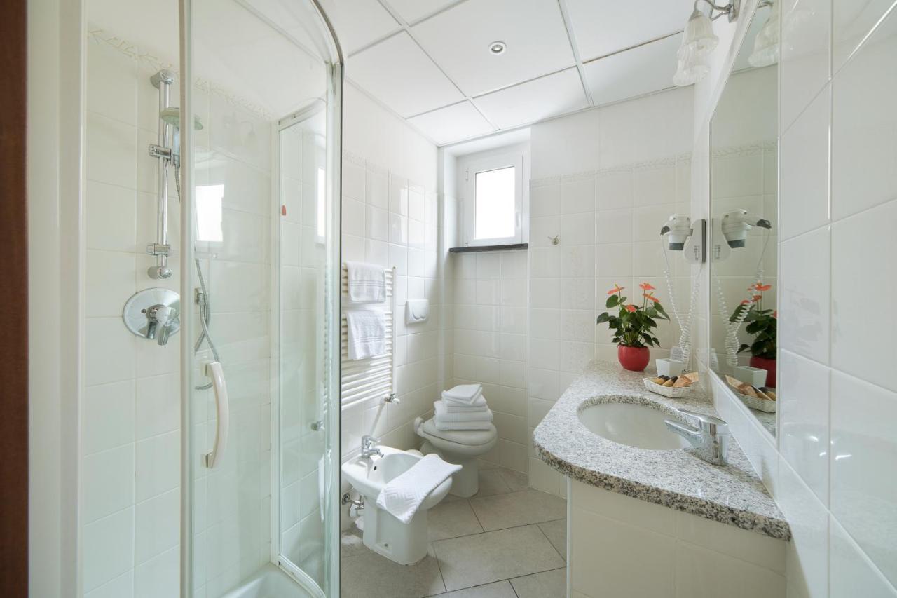 Hotel Residence Laigueglia Free Parking Εξωτερικό φωτογραφία