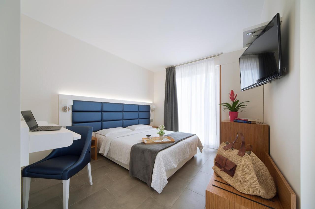 Hotel Residence Laigueglia Free Parking Εξωτερικό φωτογραφία