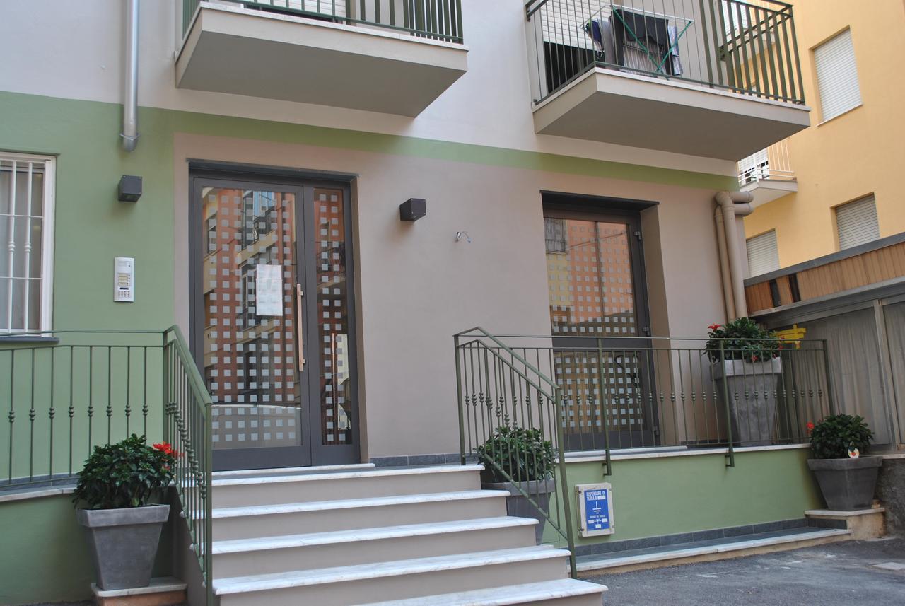 Hotel Residence Laigueglia Free Parking Εξωτερικό φωτογραφία